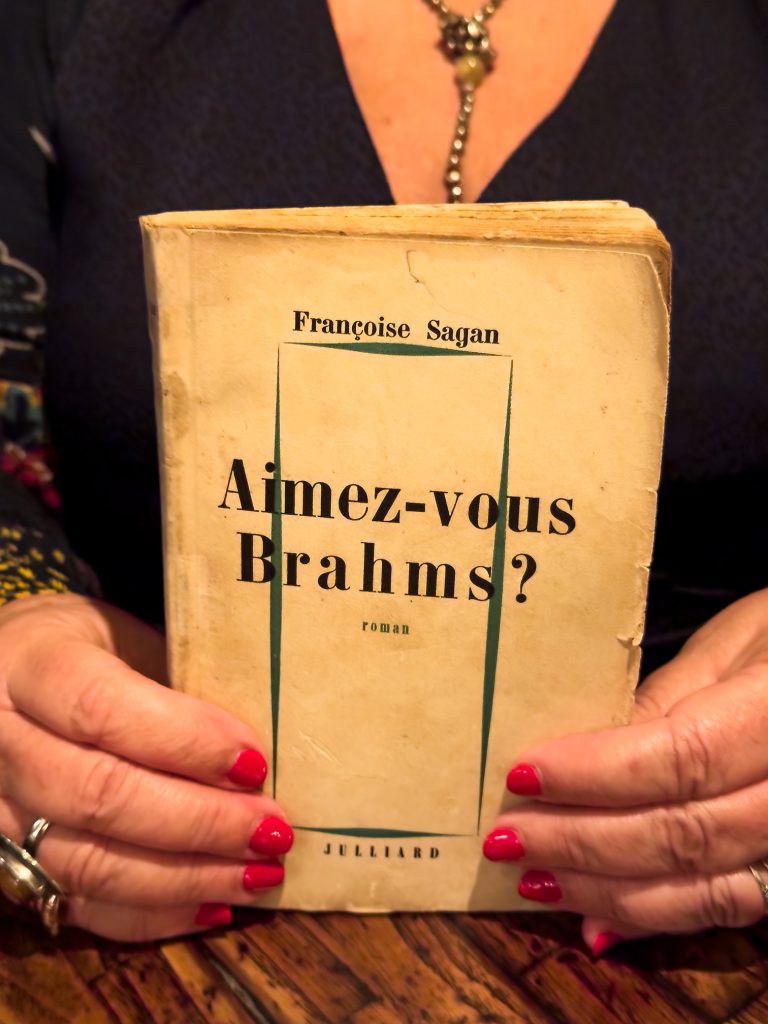 um livro